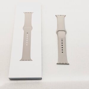 Apple Watch 41mm Starlight Sport Band S/M-New in Box.